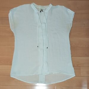 Dynamite White Sheer Short Sleeve Blouse